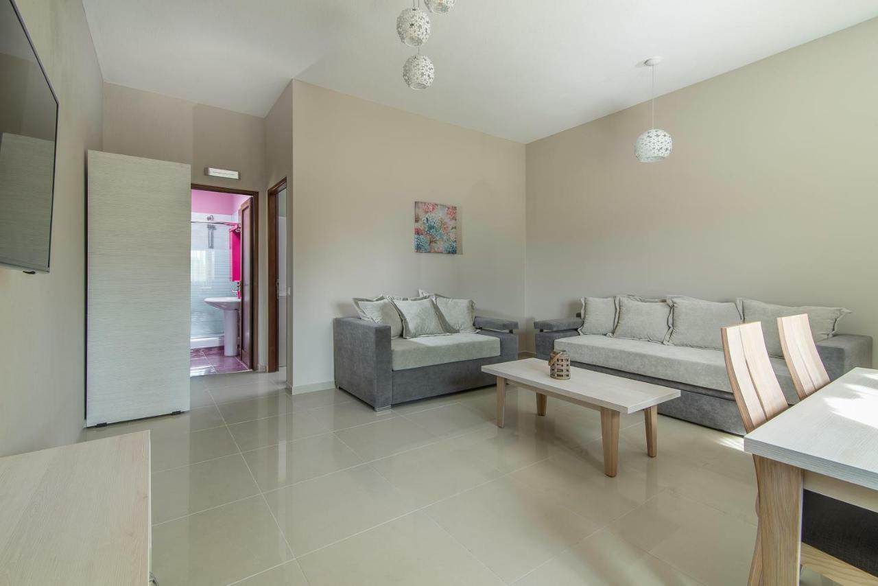 Luxury Apartments Marianna ネオス・マルマラス エクステリア 写真